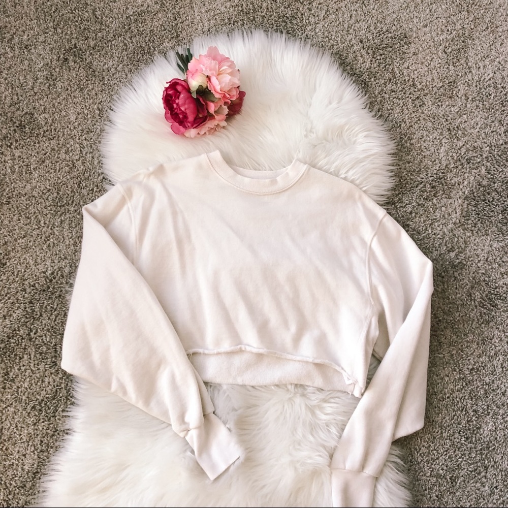 Good American cropped sweatshirt, brand new - Picture 2 of 3
